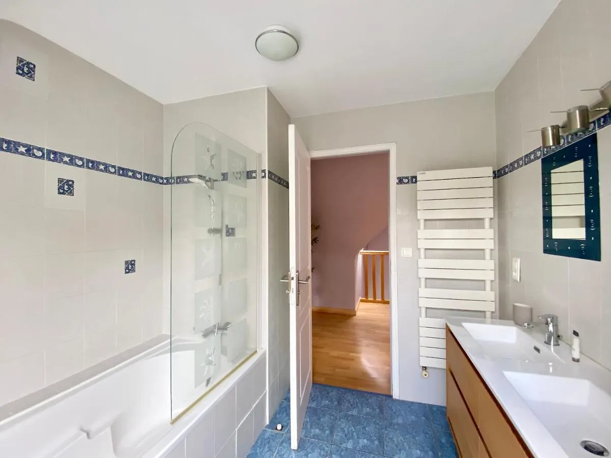 Magnifique Maison Avec Piscine A Beg Meil Fouesnant 0*,